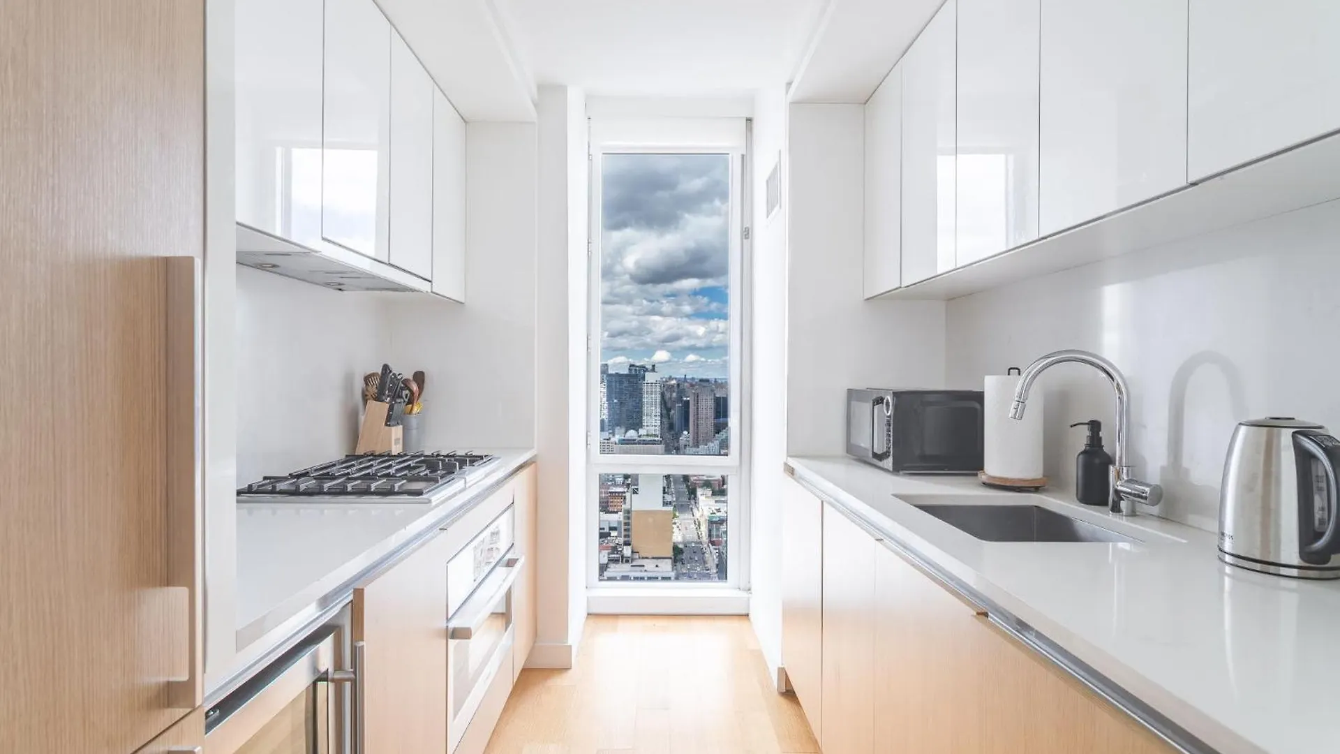 2 Beds 1,5 Bath Breathtaking Views Apartment New York